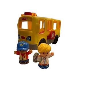 Fisher-Price Little People Sit with Me School Bus Yellow Lights Sounds 2 Figures